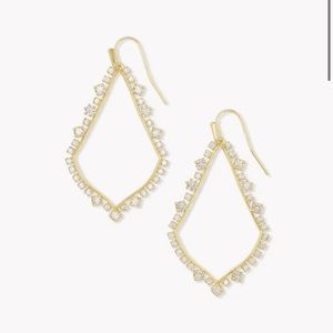 KENDRA SCOTT- Sophee Crystal Drop Earrings